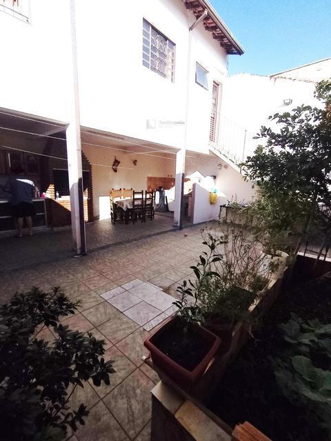 Venda | Casa com 250,00 m², 3 dormitório(s), 2 vaga(s). Jardim Independência, Taubaté